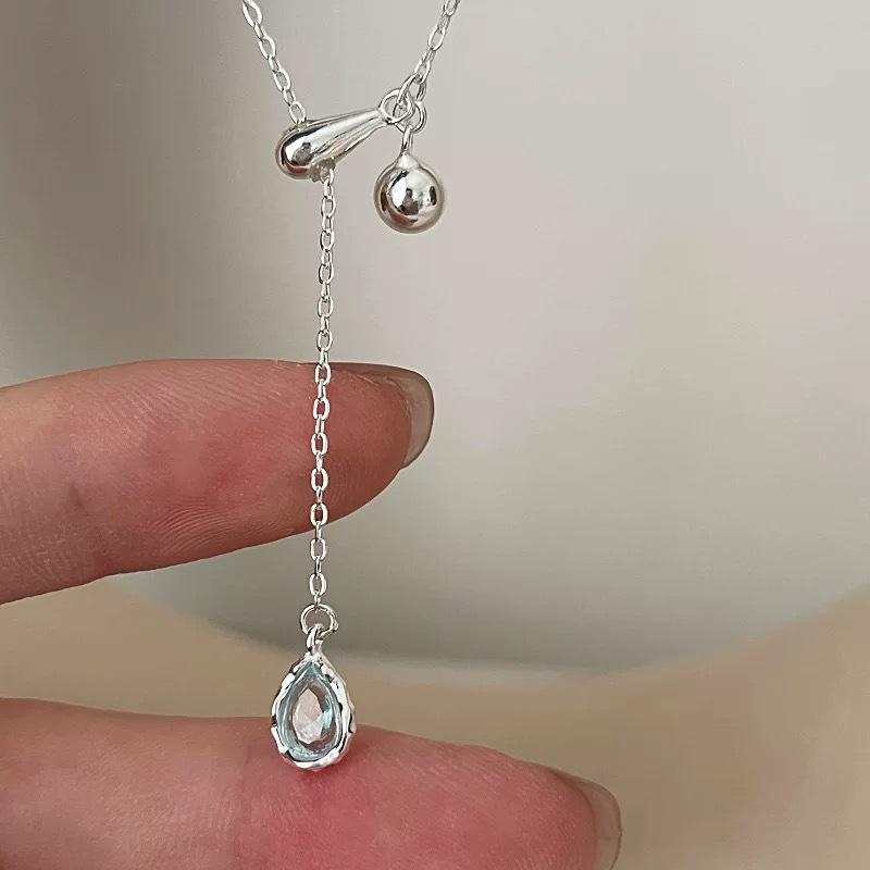

Tear Drop Blue Gemstone Necklace: Adjustable S925 Sterling Silver Clavicle Chain. Sterling Silver платиновый