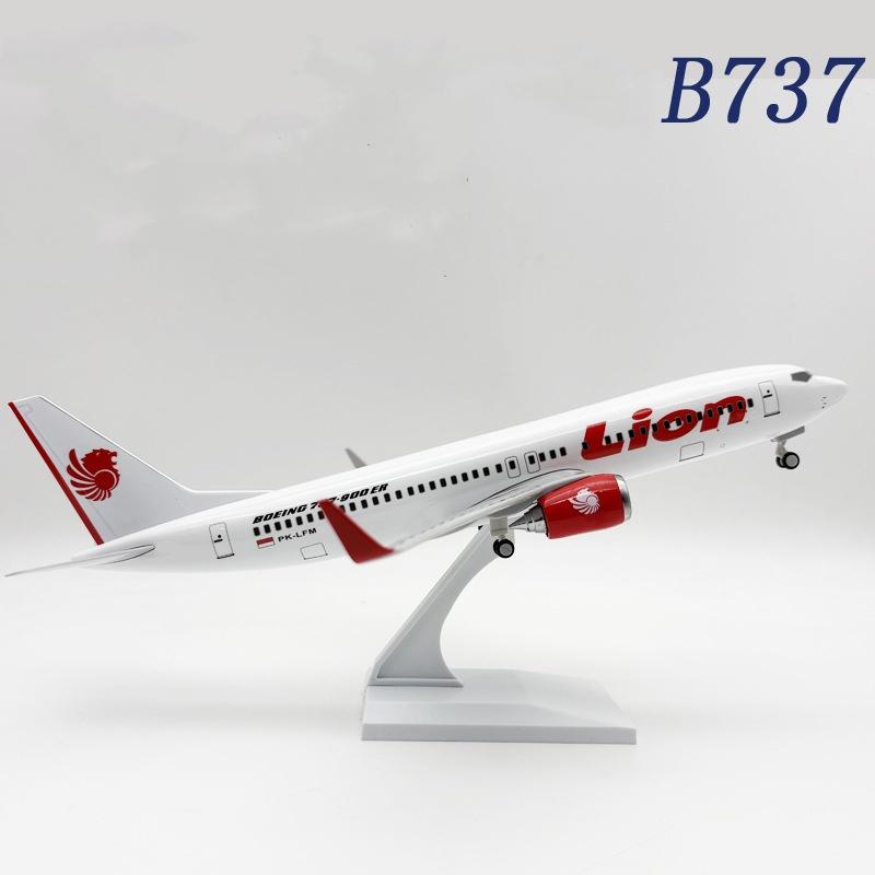 B737 Lion Air Model Plane 30cm Resin Airplane Toys for Child Models with Stand Simulation Airliner Scale Plane Collectible