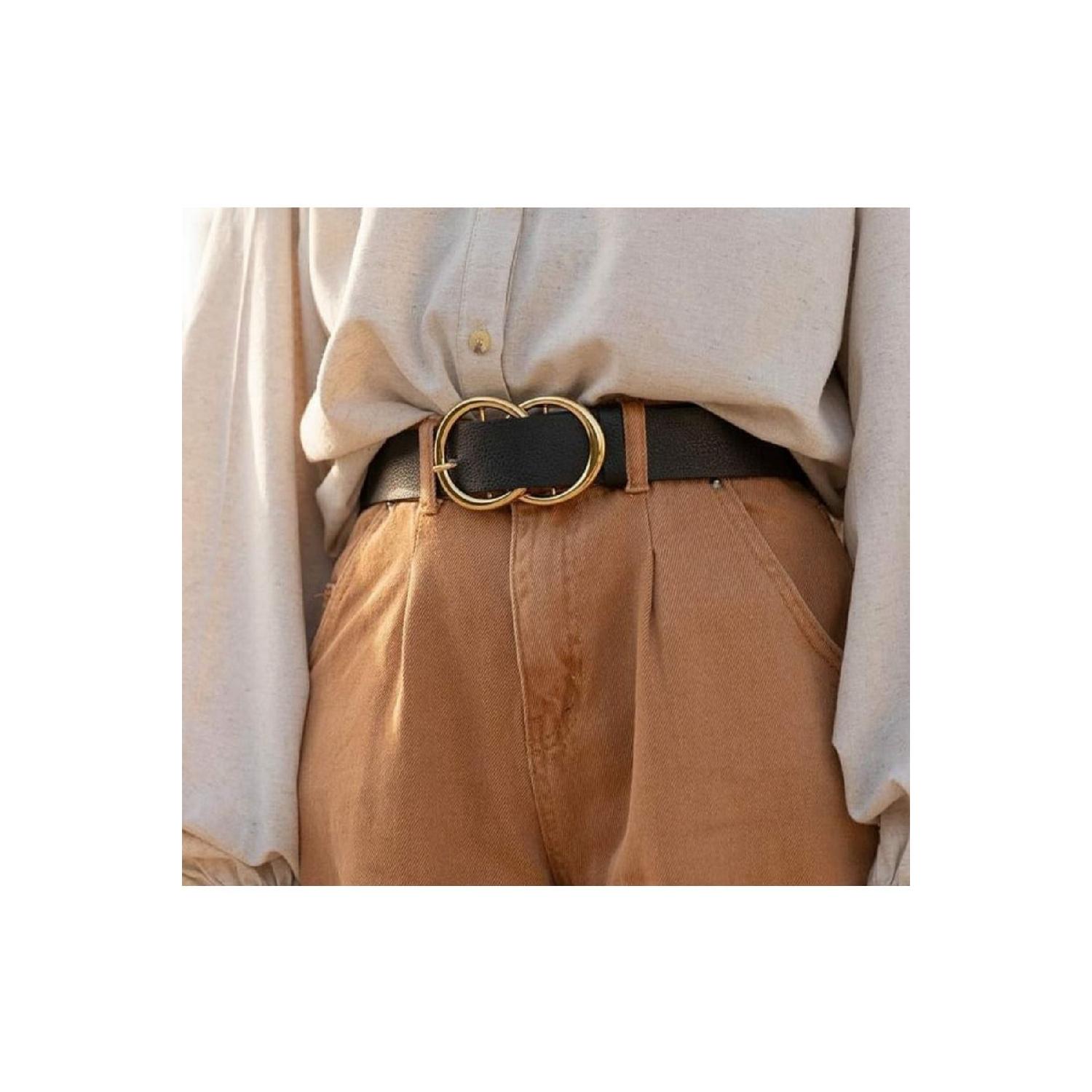 

Женский черный пояс с золотой пряжкой XS чёрный