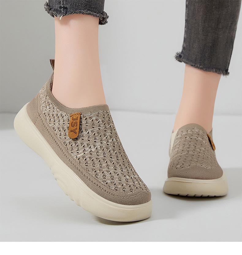 Women's Soft Sole Slip-On Cloth Shoes - Comfortable Summer Style for Middle-Aged and Elderly