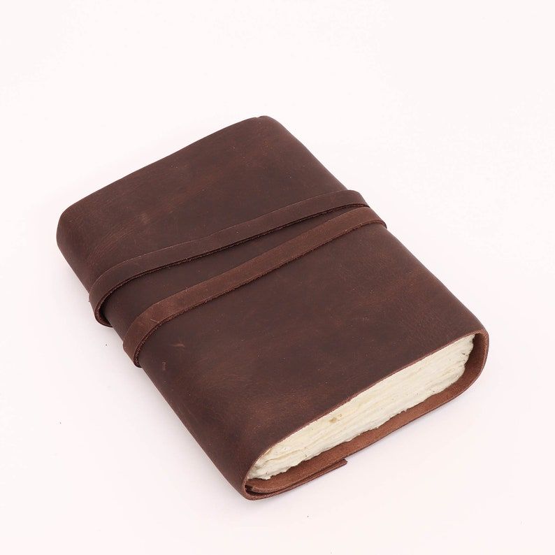 Leather Writing Notebook off white Paper Diary with a decorative key for Men and Women and gift diary in Brown Color