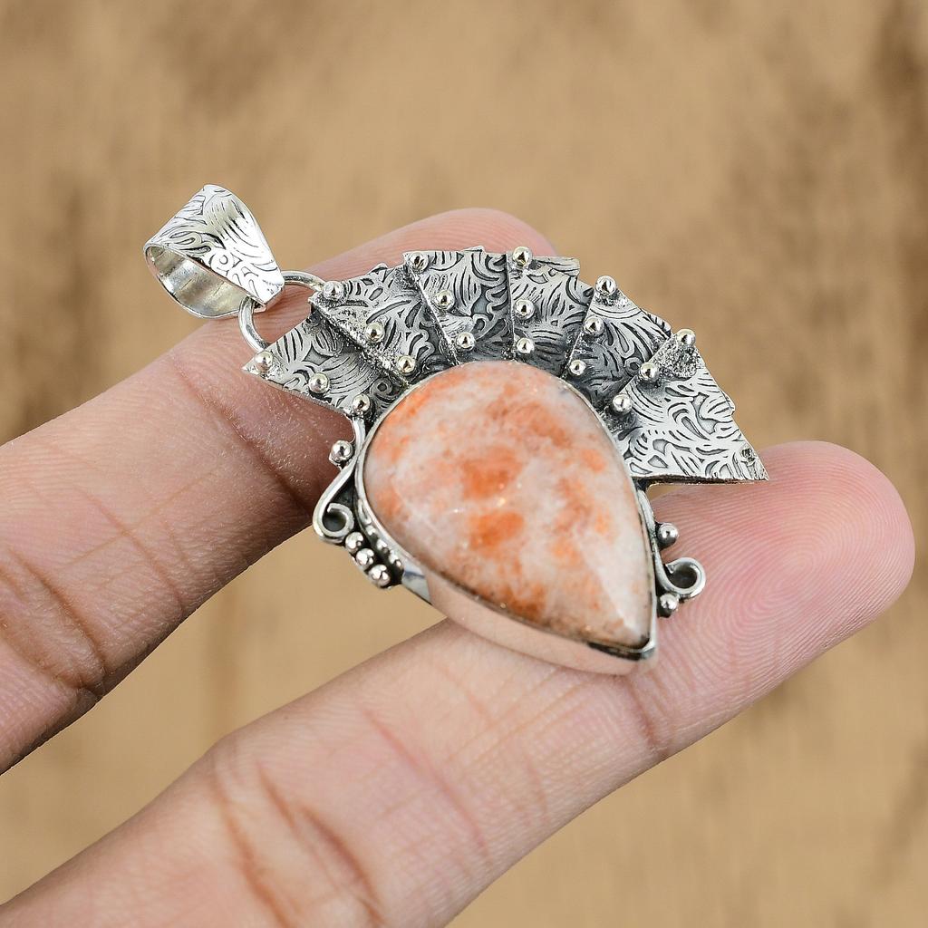 Natural Sunstone Gemstone Pendant 925 Sterling Silver Indian Jewelry For Girls