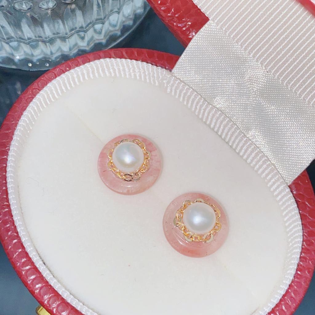 Pozłacane kolczyki ze srebrną igłą S925 z perłami słodkowodnymi i jadeitem - Eleganckie, ręcznie robione, wszechstronne i stylowe.