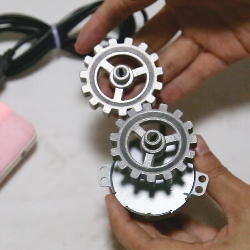 Automatic Rotating BBQ Skewer Gear (2-Pack)