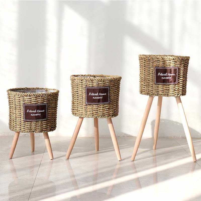 Nordic Rattan Straw Flower Basket with Wooden Stand for Indoor Decoration