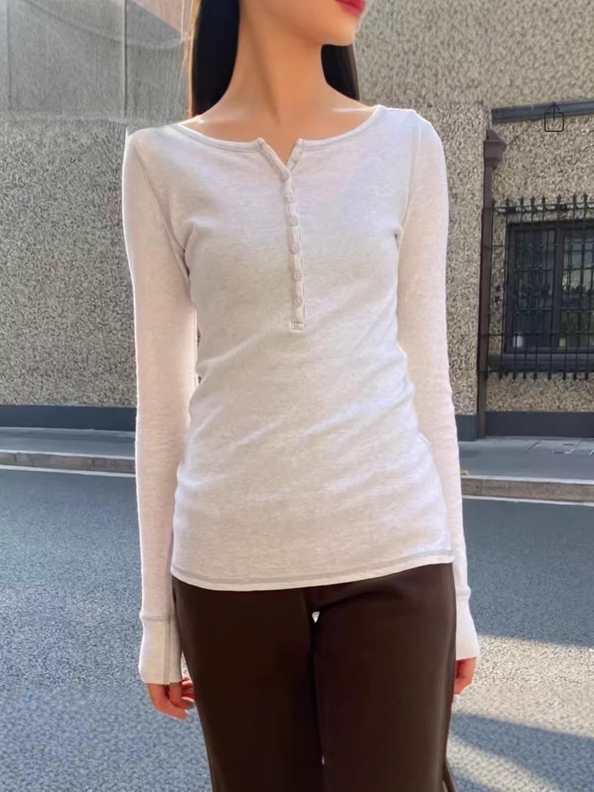 

BM Style Women s Grey Ribbed Seven-Button Round Neck Slim Fit Long Sleeve T-shirt One Size