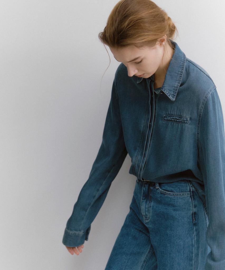 LEI AVERY Hidden Button Denim Shirt (Blue)