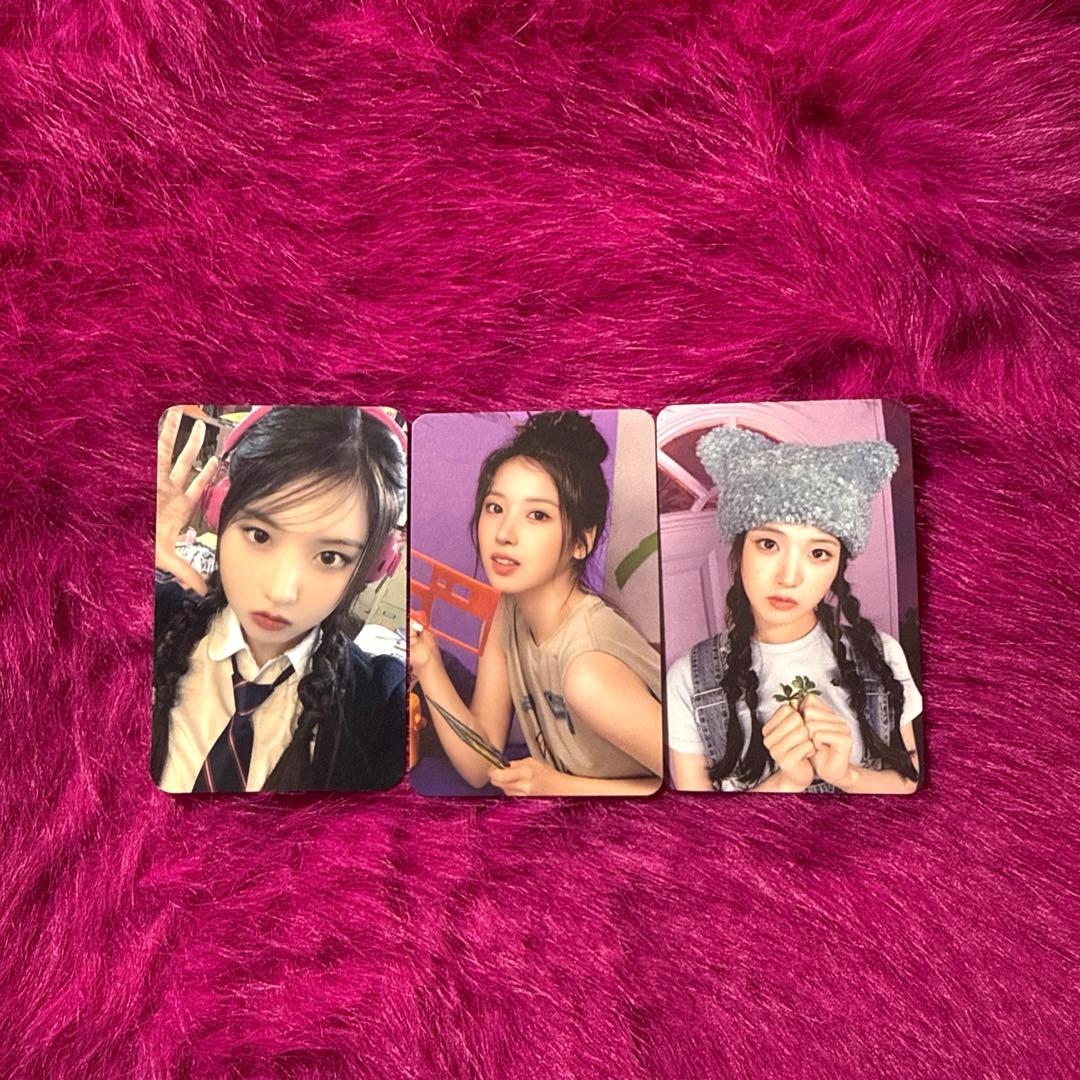 [USED] NMIXX Season s Greetings 2023 & 2024 Included JYP Bonus: JIWOO