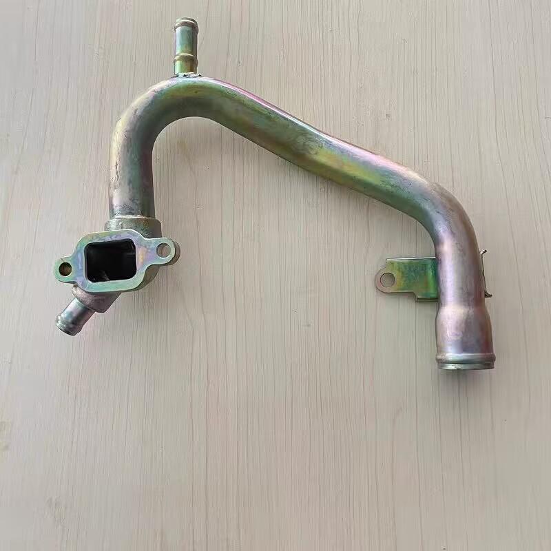 High quality suitable for Great Wall Haval H3 H5 Wingle Diesel engine 2.5 2.8 Cooling water pump pipe iron pipe car accessories