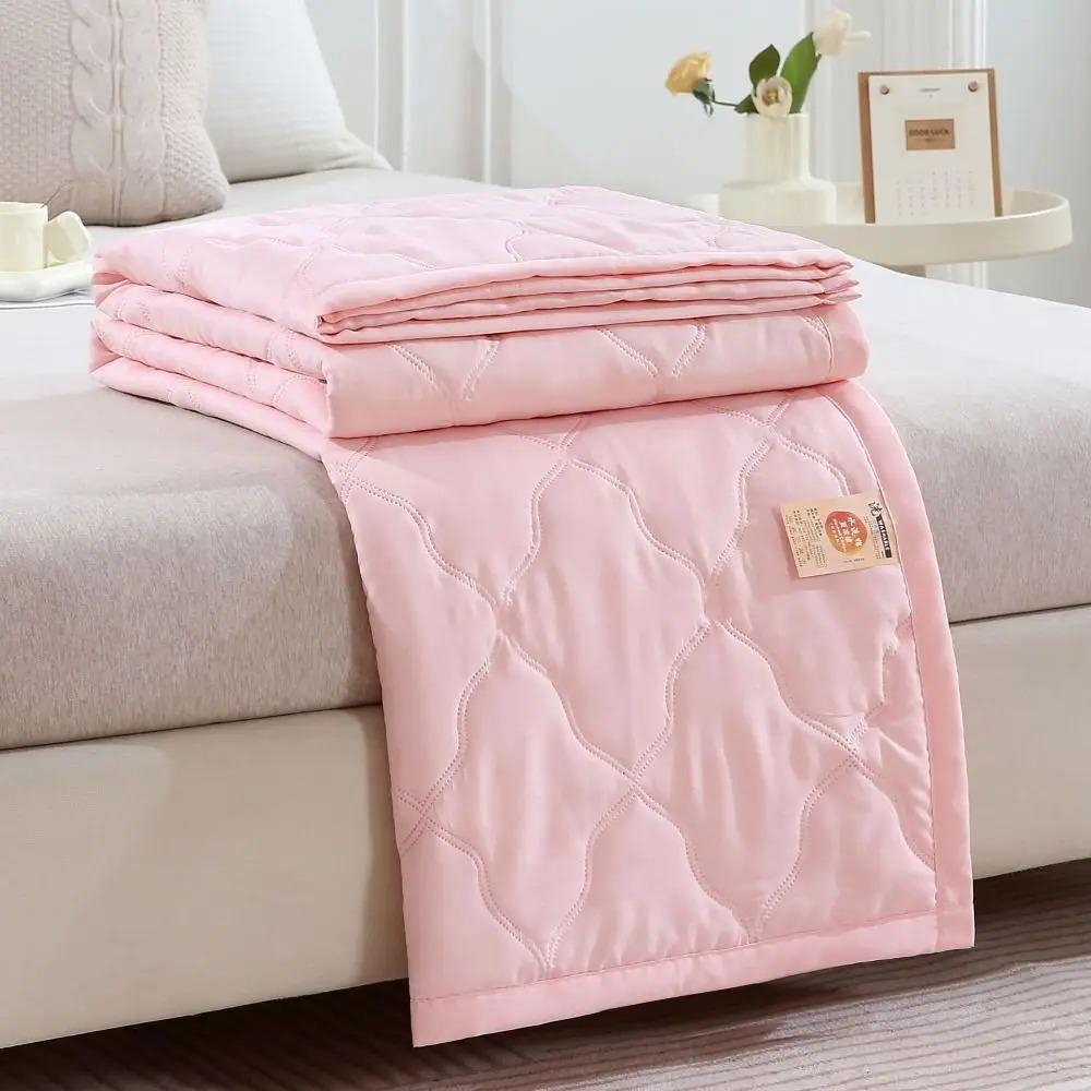 Summer Cooling Blanket Cold Effect Conditioning Quilt Double Sided Skin-Friendly Cooler Quilt Breathable Solid Color Blanket
