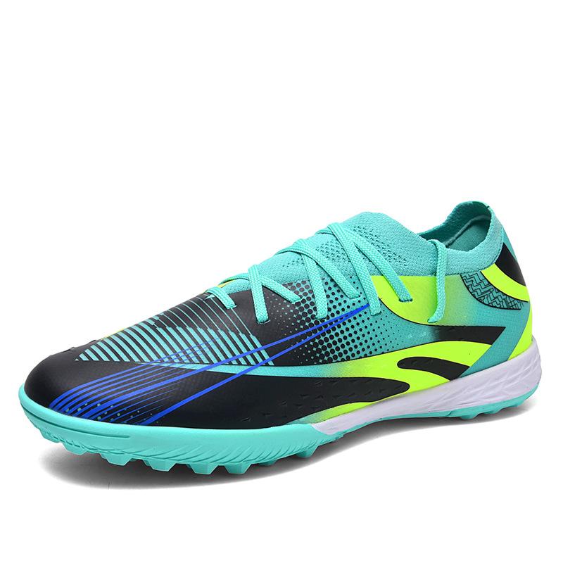 New low-top football shoes Boys' students' long nails World Cup broken nails grass game training football shoes