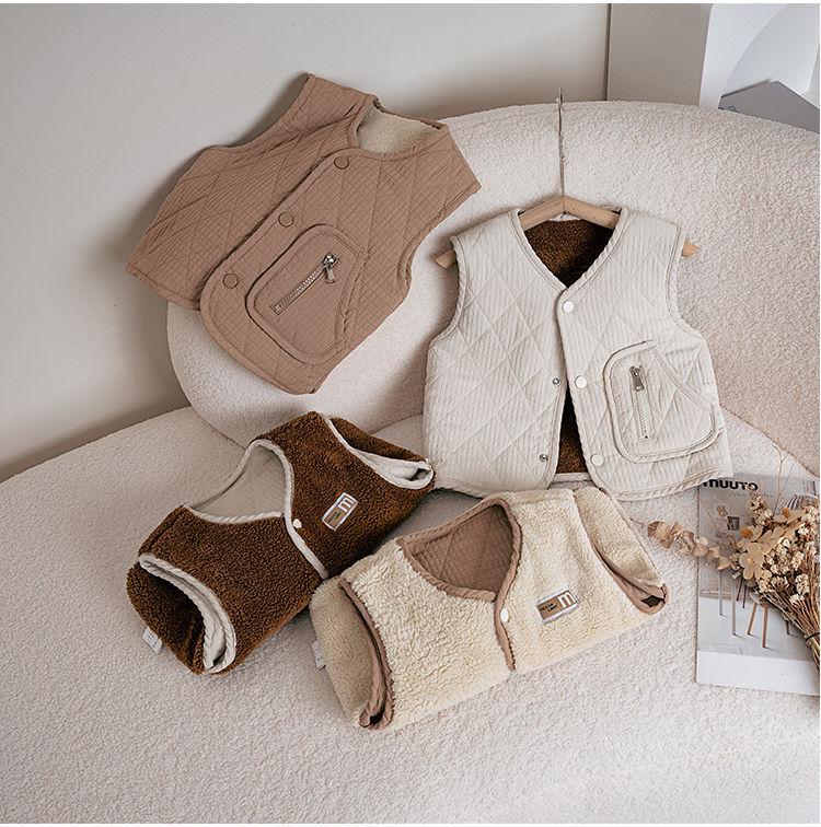Lambswool Fleece-Lined Baby Vest for Spring & Autumn - Unisex Children's Sleeveless Jacket