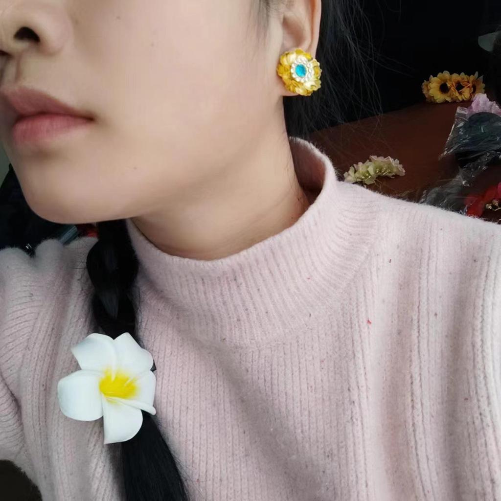 Ethnic Flower Rhinestone Gold Stud Earrings - Versatile and Stylish Accessories