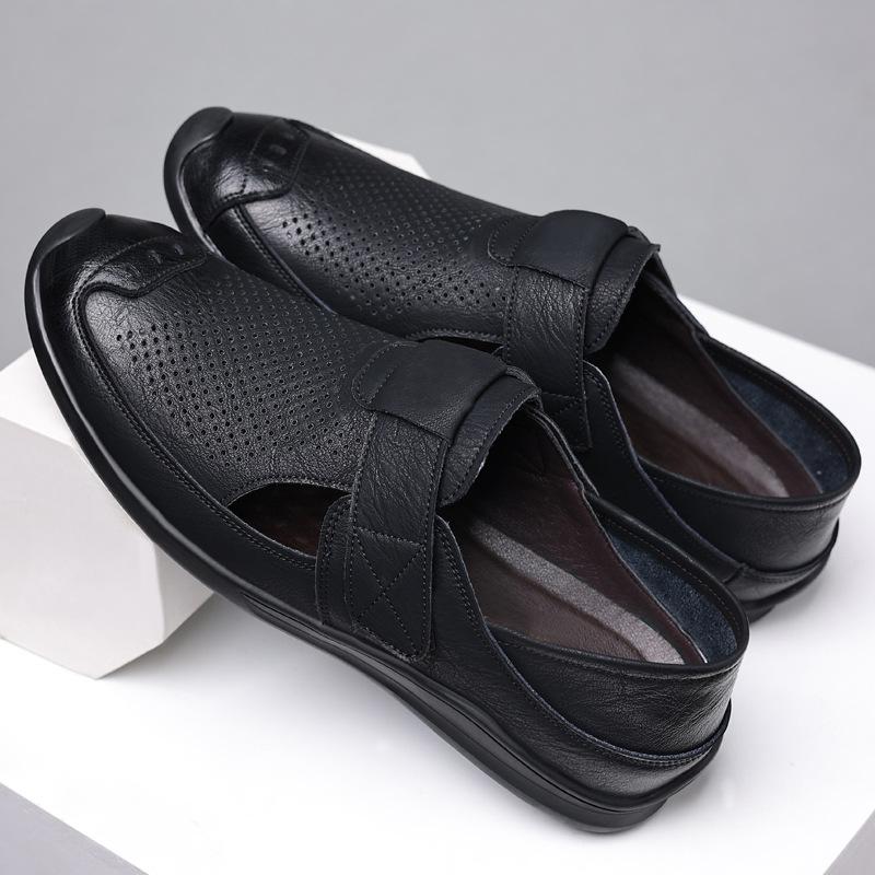 Fashion 2024 Summer Soft Sloe Leather Sandals Men Fashion Hollow Out Business Casual Shoes Slippers Men New Designer Male Shoe