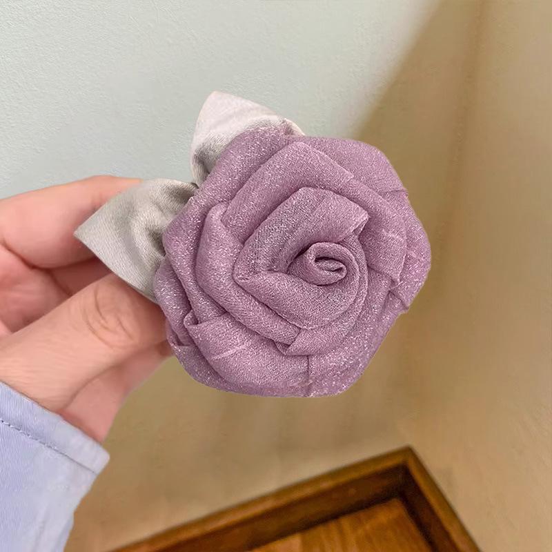 Große Farbverlauf Seidenrose Haarspange - 3D Blumendesign für Frauen, Perfekt für Fotos am Meer