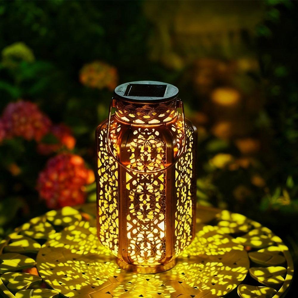 Hexagonal Design Solar Lantern Vintage Style Metal Hollow Hollow Projection Lamp Artistic Projection Efficient Lighting