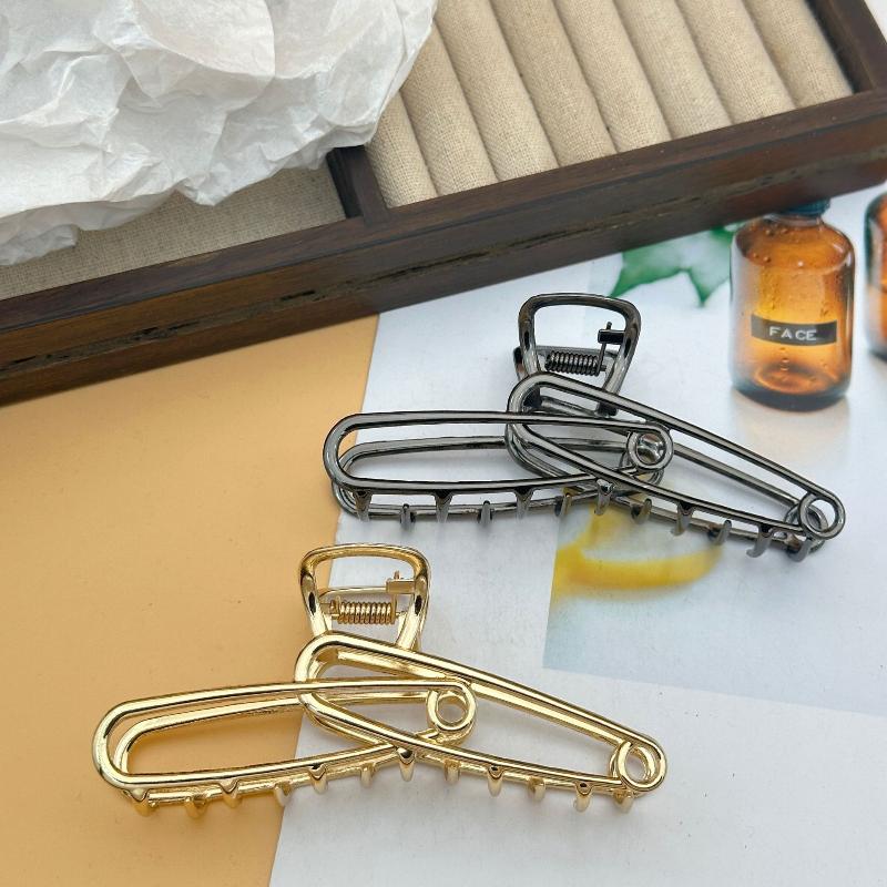 Women Zinc Alloy Hair Claw Elegant Hollow Vintage Barrettes Hairpins Hair Accessories For Girls Daily Wear