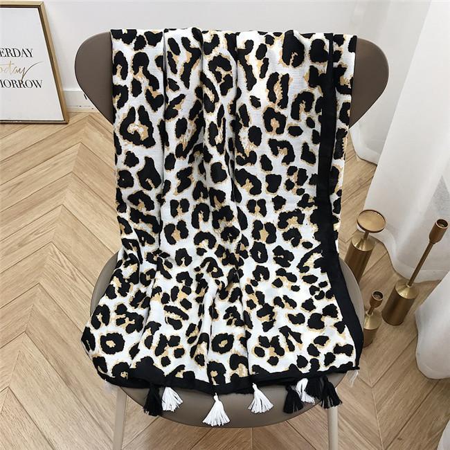 New Fashion  Lovely Pink Sexy Leopard Dot Tassel Viscose Shawl Scarf Lady High Quality Pashmina Stole Bufandas Muslim Hijab