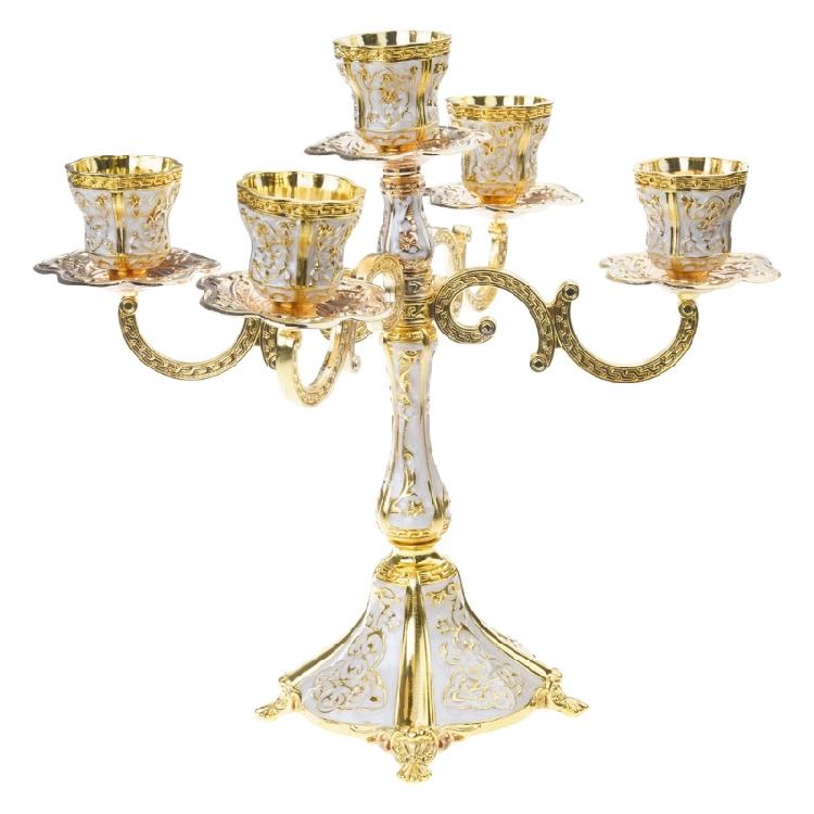 

Elegant European Metal Candle Holder for Festival Occasion Night Decorations 1