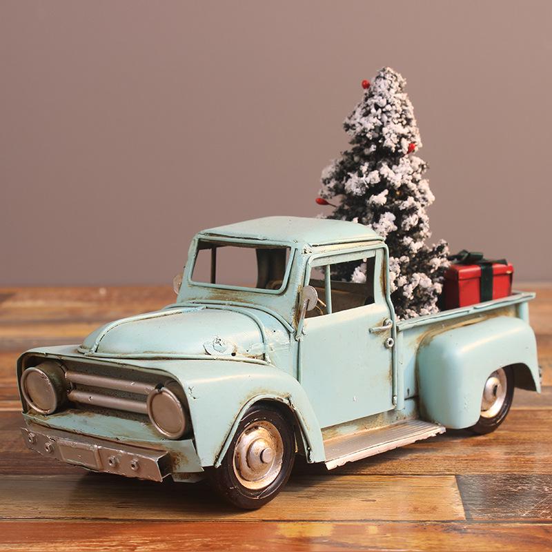 Ručně vyráběná evropská vánoční ozdoba nákladního auta - Model z plechu