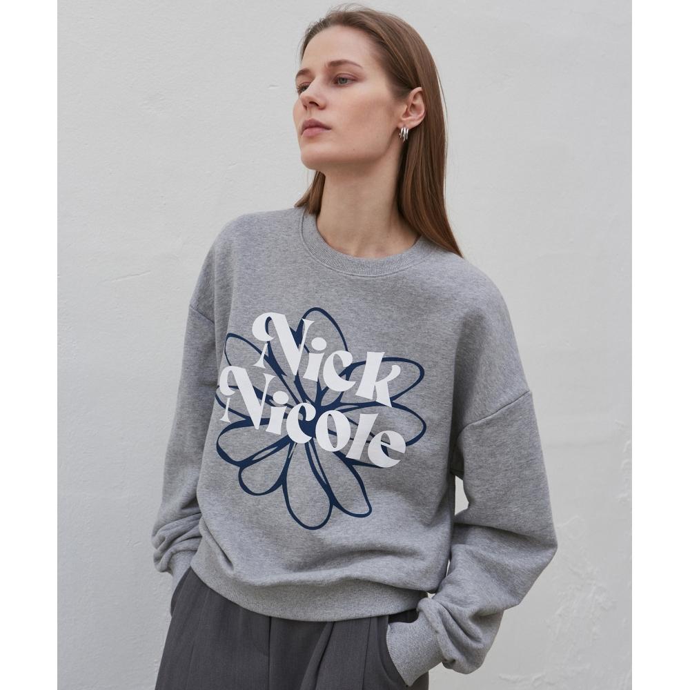 

NICKNICOLE СВИТШОТ NICOLE С ЦВЕТОЧНЫМИ БЕДРАМИСЕРЫЙ