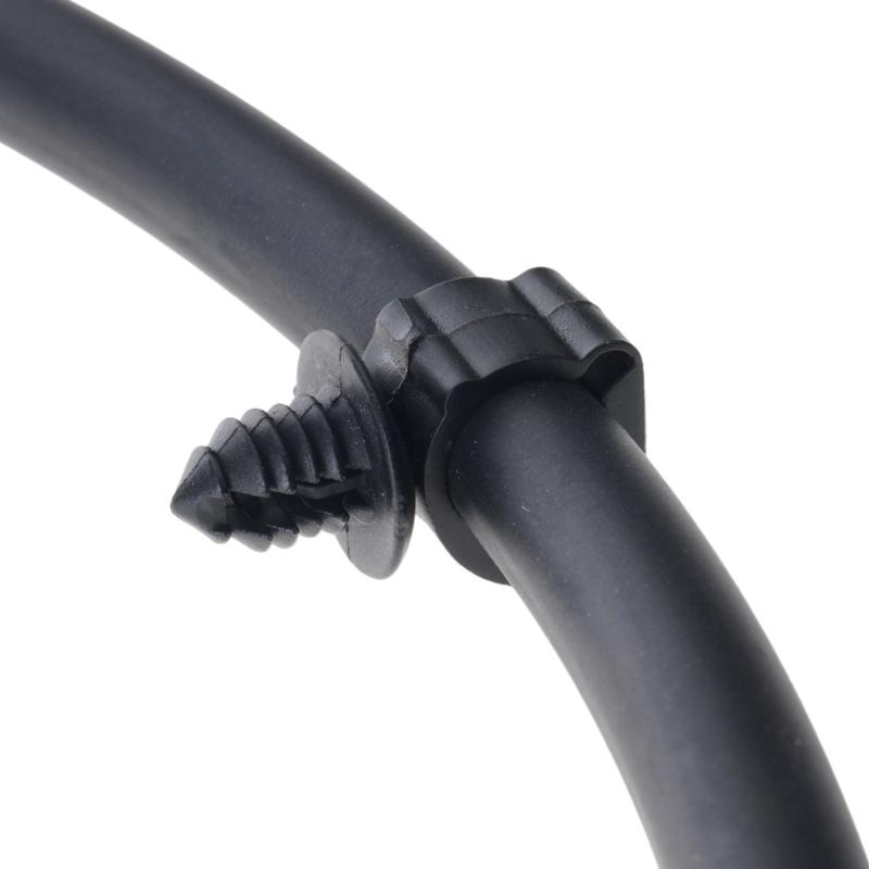 Spolmunstycke Slang för W205 C180 C200 C220 A2058600192 2058600192 Uppvärmd Spolarslangsslang