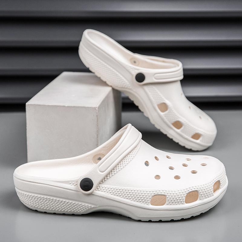 

Летние парные сандалии 2025 года, корейская версия, модные, легкие, с закрытым носком, два способа носки, пляжные крутые шлепанцы, повседневные дышащие туфли с отверстиями 45 белый