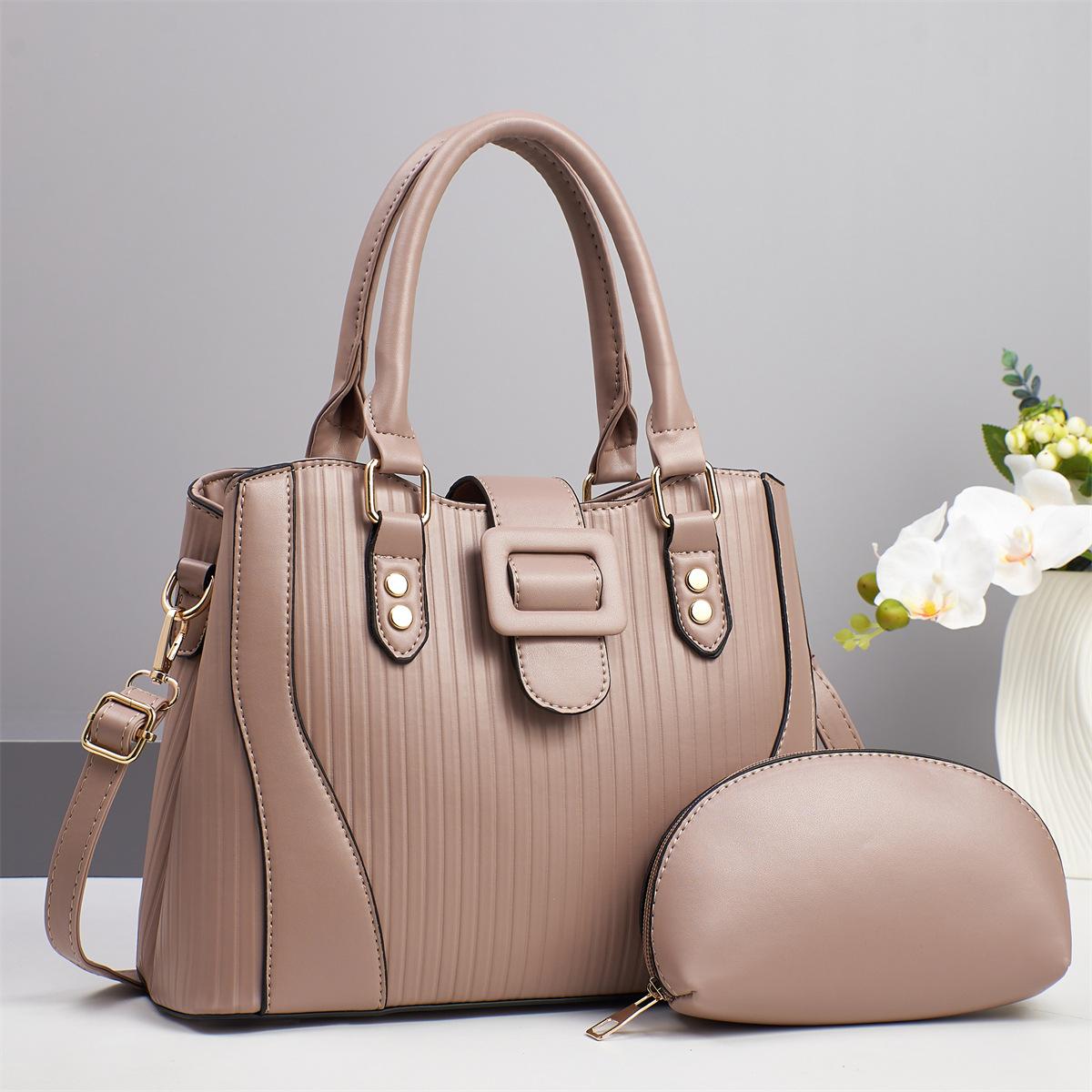

New Design High Style Horizontal Stripe Bag Splicing Battery Large Capacity Shoulder Bag Style Design All-match Female Bag .