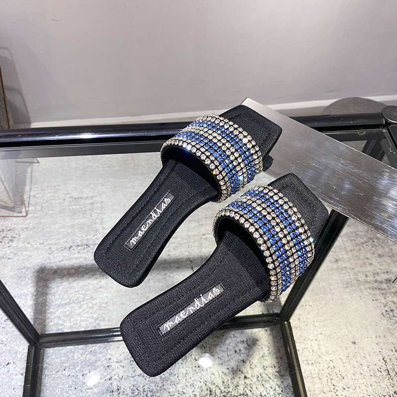 Rhinestone Flat Bottom One-word Slippers for Women To Wear 2025 Summer New Fashion Square Head Open-toed Sandals, Foreign Style Home Niche