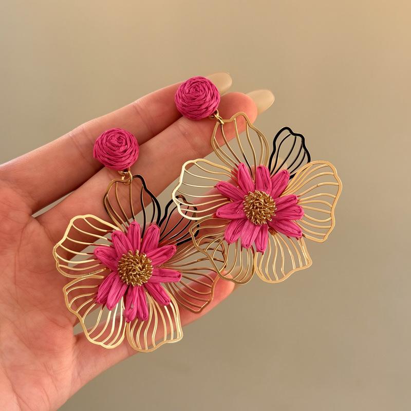 Bangkok flower _ holiday style yellow straw flower earrings new stud earrings unique exaggerated beautiful earrings