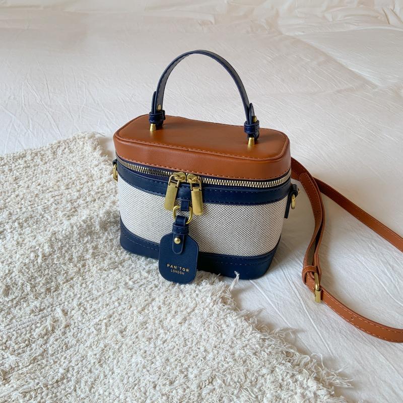 New niche design fashionable contrasting color cosmetic bag portable shoulder crossbody trendy women's bag