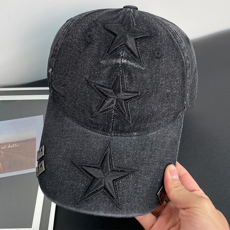 Trendy Embroidered Five-Point Star Baseball Cap for Men, American Retro Versatile Sun Hat, Fashionable Duckbill Cap for Couples