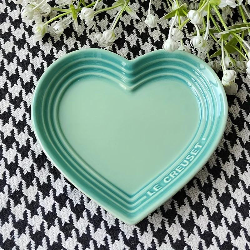 Ceramic Cat Bowl Extra Heart-Shaped Wide Anti Vomiting Stress Free Design12cm Durable Ceramic Pet Bowl for Small Cats & Dogs