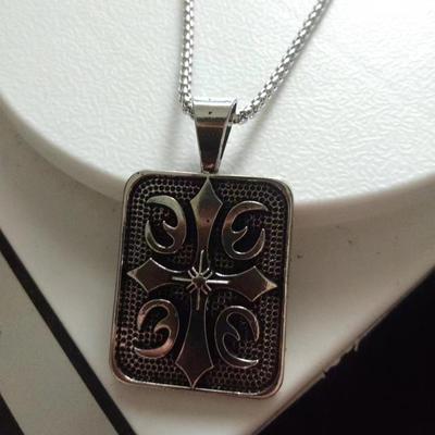 Men's Necklace Lady's Cross Necklace Fashion Jewelry Pendant