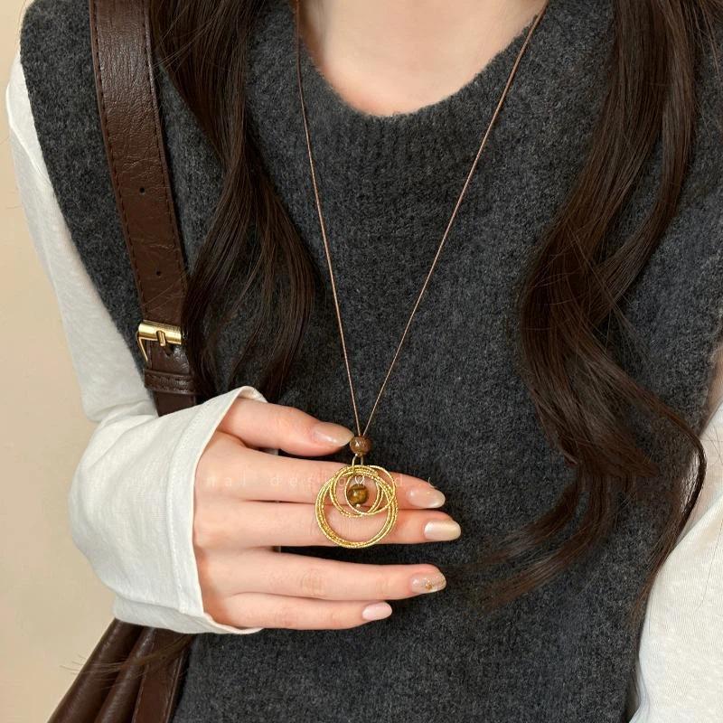 Vintage Brown Tiger Eye Stone Pendant Necklace For Women Fashion Long Rope Sweater Chain Necklaces