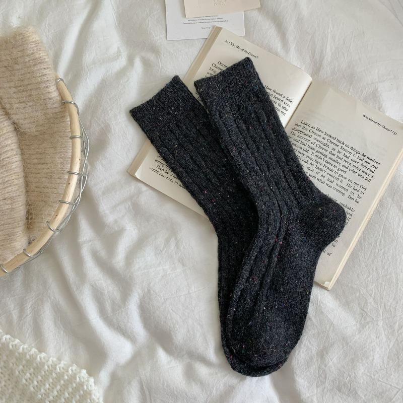 

Осенне-зимние носки, женские носки из кашемира и шерсти, однотонные носки из фасонной пряжи с крученой точкой, утолщенные теплые до середины икры 1 pair