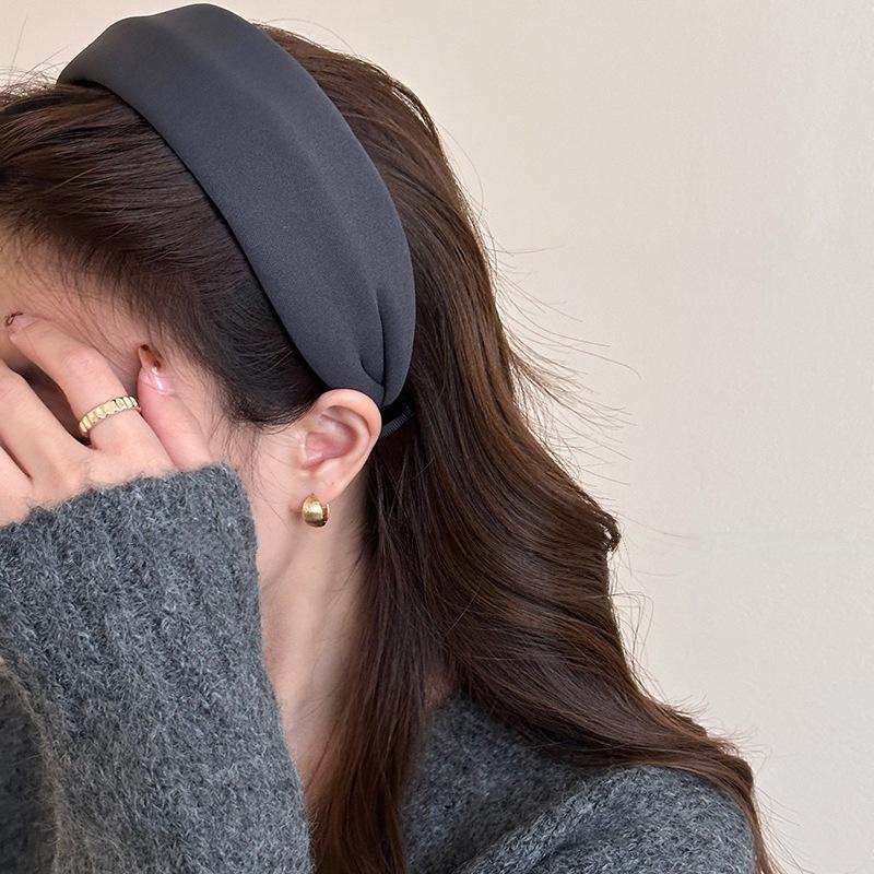 Autumn Winter Wide Velvet Headband for Women, Soft Plush High Crown Crush-Proof Hair Band Vintage Style