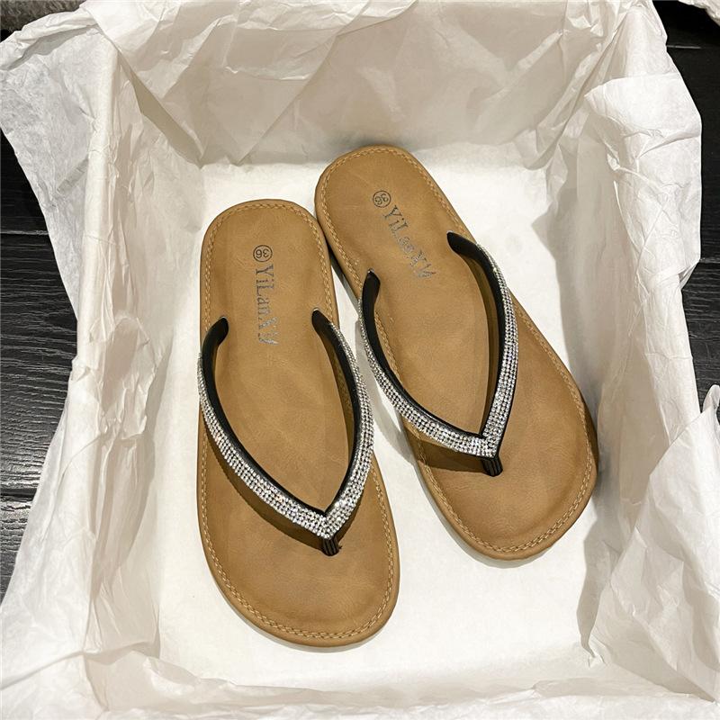 Flat Flip-flop Shoes for Women In Summer Wear New Toe French High-end Sense Niche Fairy Wind Beach Sandals