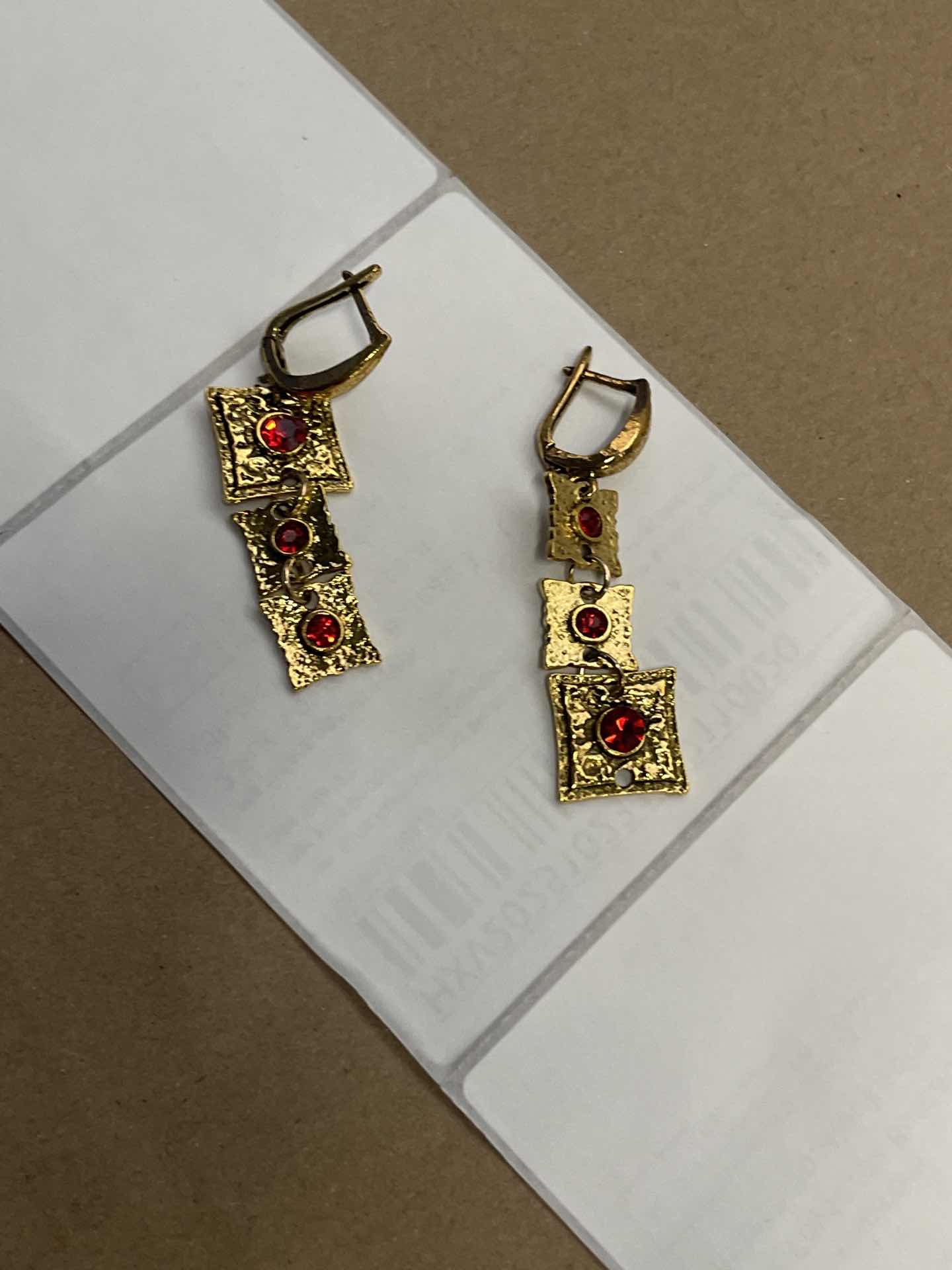 

Жіночі сережки, Модні сережки, Пусети