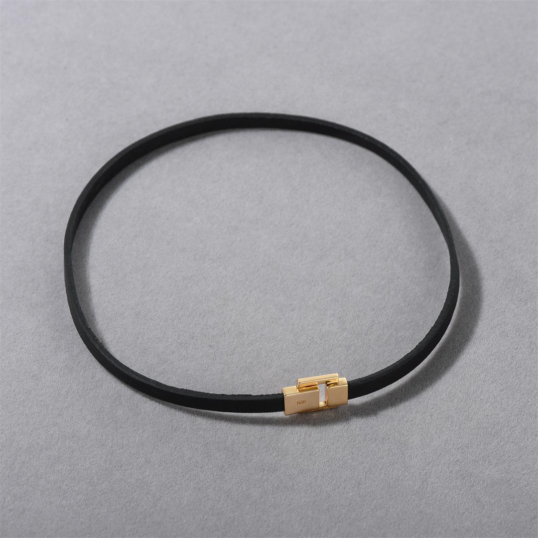 

Personalized Simple Copper Plated 18K Real Gold Square Black Leather Rope Cowhide Collar Niche Fashion Unique Neck Chain