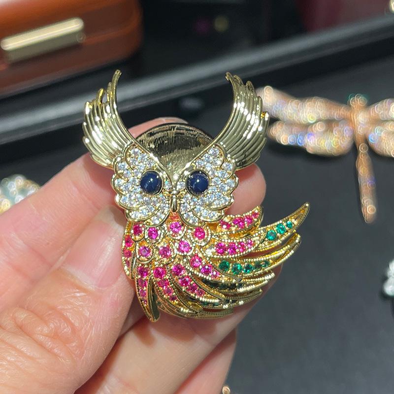 Bo Xin Yun High-End Vintage Owl Brooch: Colorful Luxury Animal Corsage Exhibition Piece