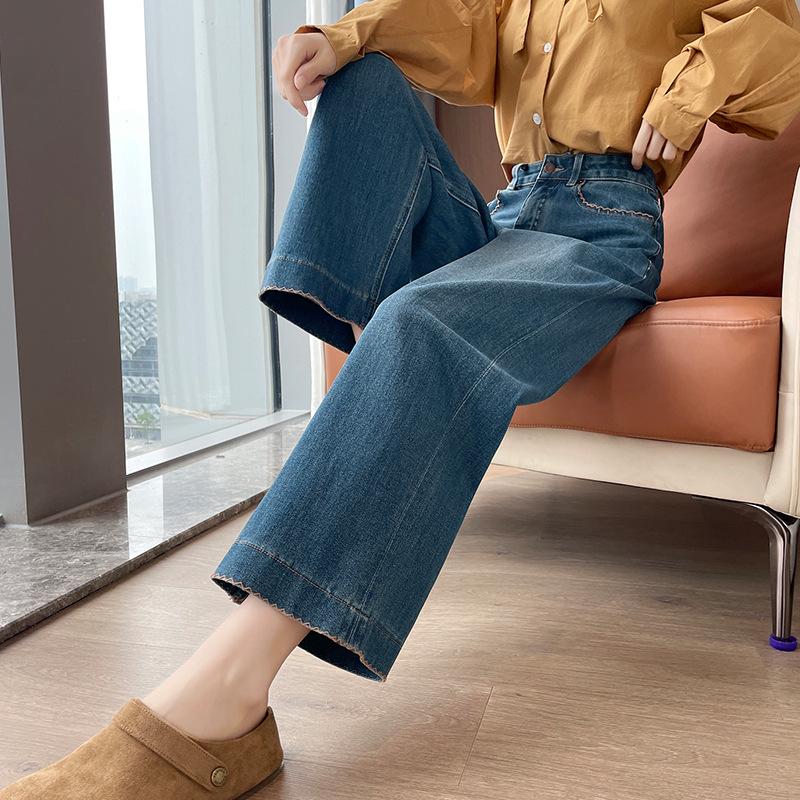 

Women s High-Waisted Lace Embroidered Wide-Leg Jeans - Autumn/Winter Loose Fit, Pear-Shaped Hip-Covering Elastic Pants Small