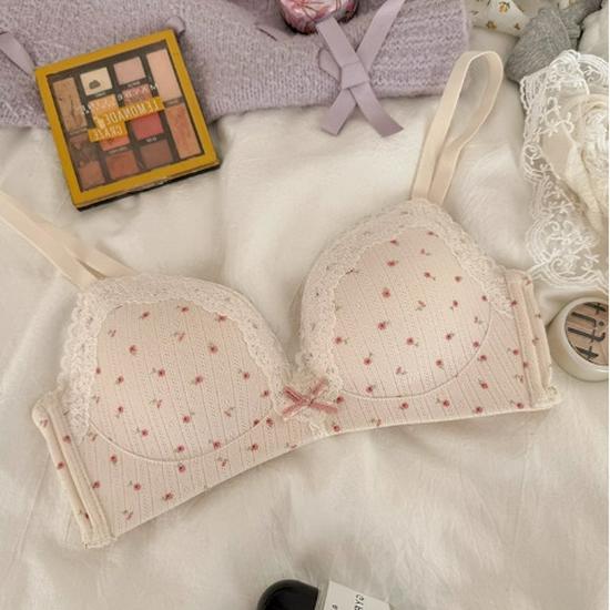 Strawberry Mochi Lace Trim Floral Underwear Set with Wireless Bra for Women