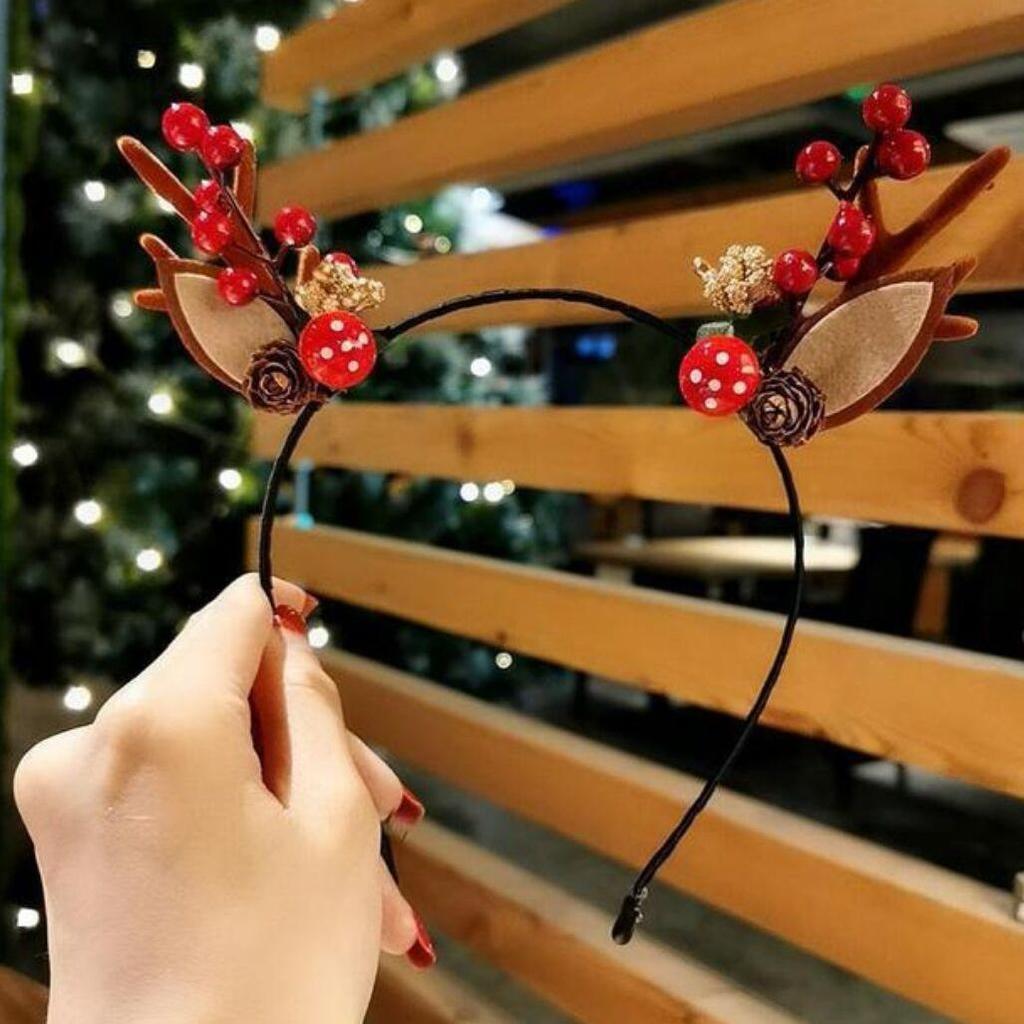 Forest Girl Christmas Antler & Berry Headband - Festive Elk Headdress for Performances