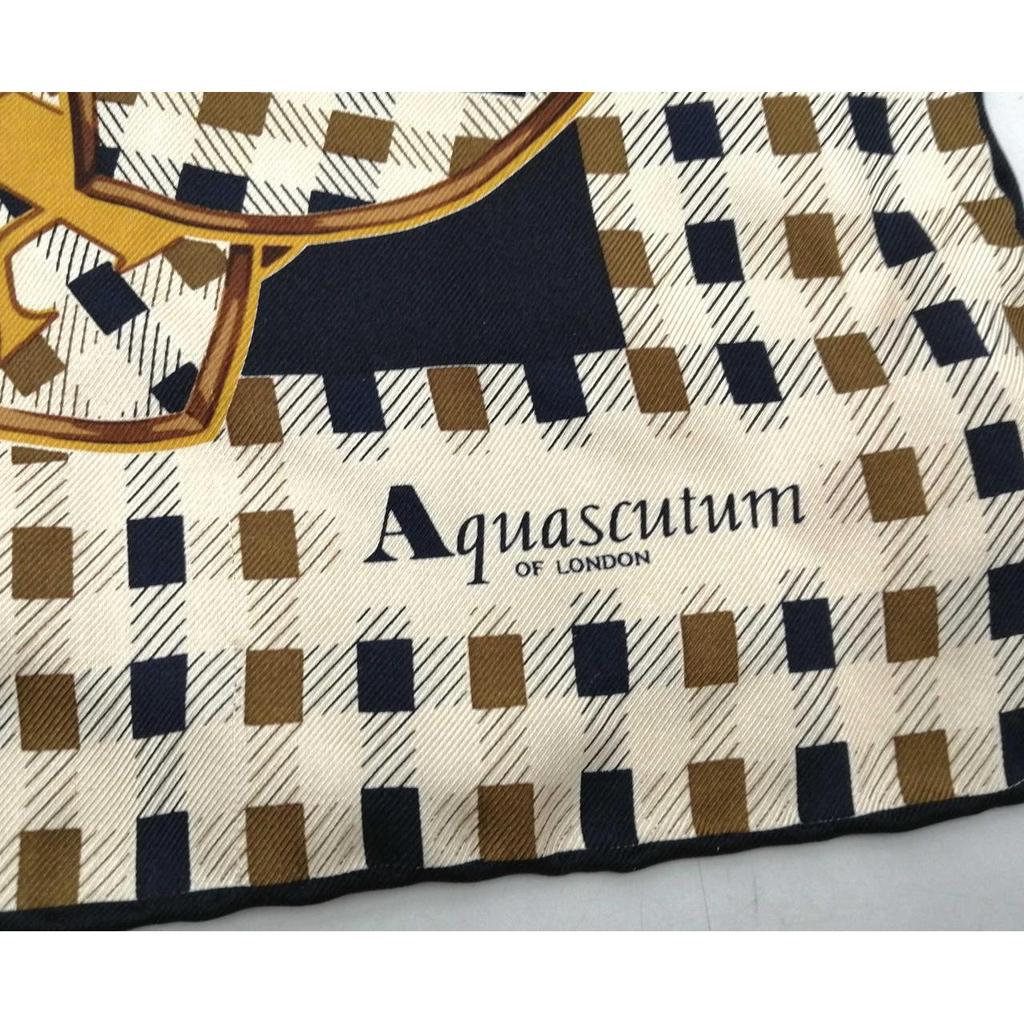 Used AQUASCUTUM NVYBEG Silk Scarf
