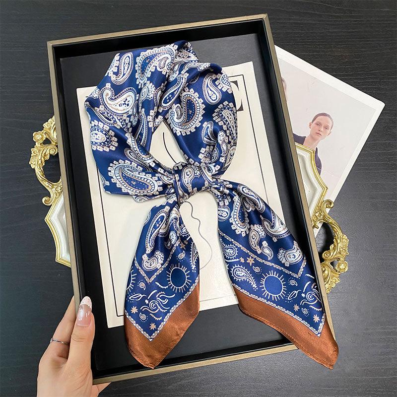 Mulberry silk small square scarf women s versatile printed silk scarf high-end hair tie scarf French scarf 65*65cm
