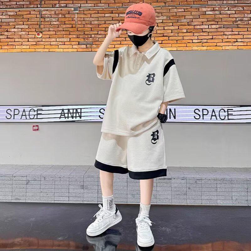 

Летний комплект одежды для подростков, мальчиков, детей, девочек, футболки с надписями и шорты, комплект из 2 предметов, детский модный комплект поло, верхняя и нижняя части, спортивный костюм 120 абрикосовый