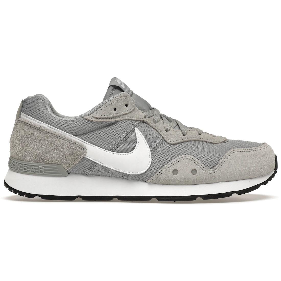 

Кроссовки Nike Venture Runner Light Solar Flare Heather(СК2946-003) 41
