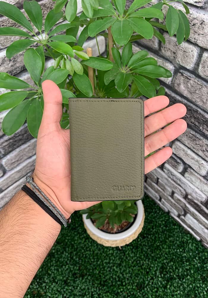 

Guard Khaki Green Leather Card Holder зеленые хаки
