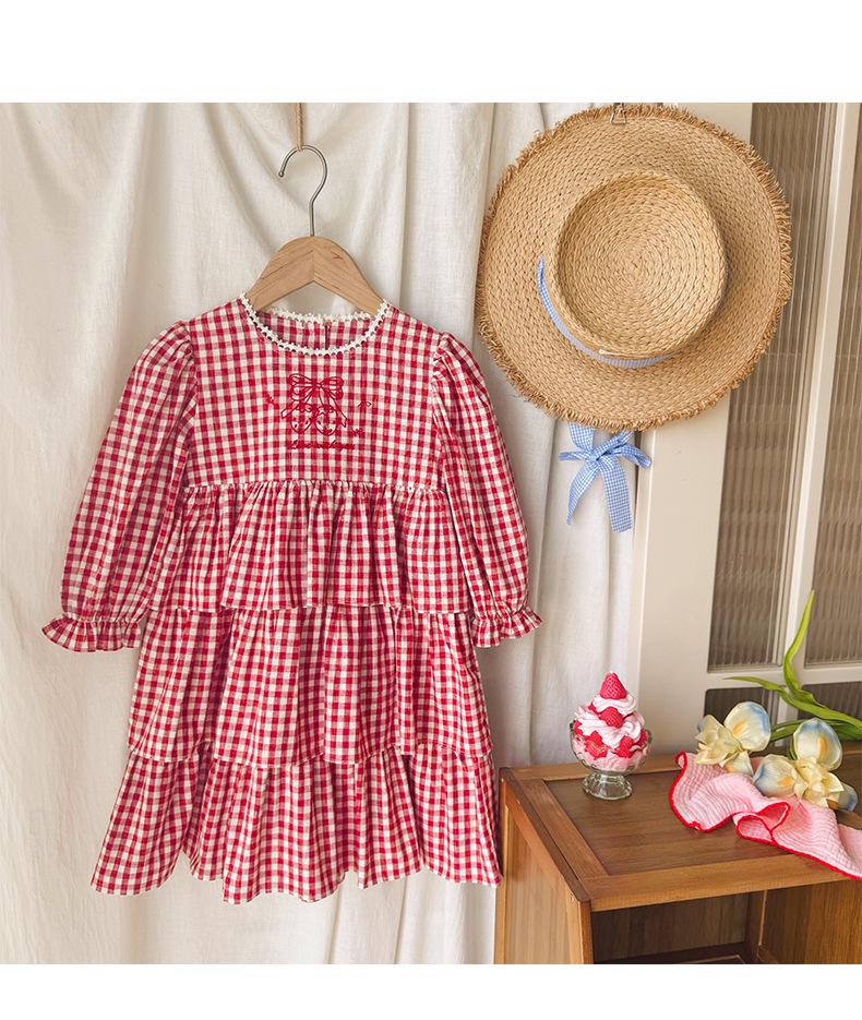 2026 Autumn Korean Children's Strawberry Embroidered Dress - Sweet Girl's Round Neck Lace Plaid Cake Skirt